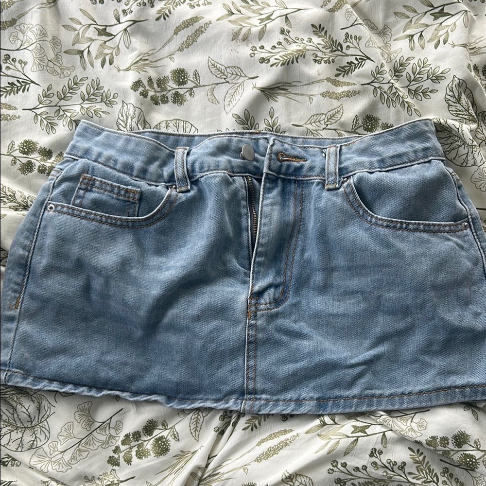 SHEIN Blue Casual Mini Skirt